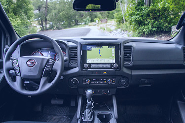 2023 Nissan Frontier Interior Dimensions: Seating, Cargo Space & Trunk Size  - Photos | CarBuzz